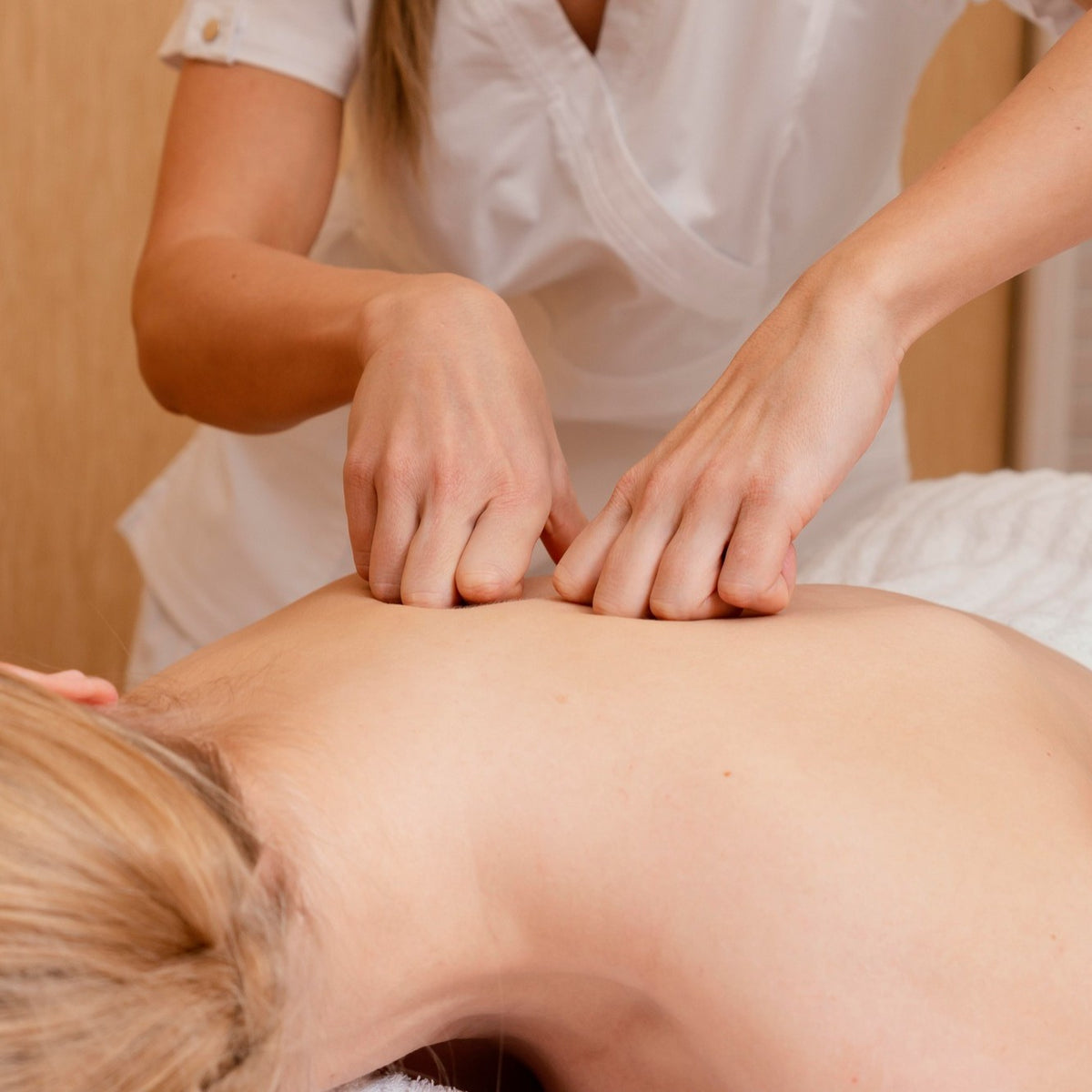 Deep Tissue Massage — 60 min / 90 min